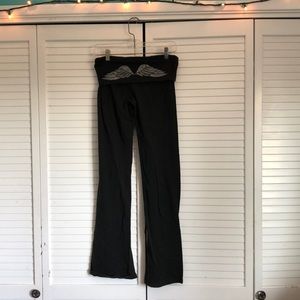Victoria’s Secret yoga pants